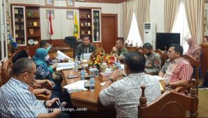 foto-bupati-bungo-rapat-nataru Bupati Bungo H.Mashuri Rapat Koordinasi Jelang Nataru 2023