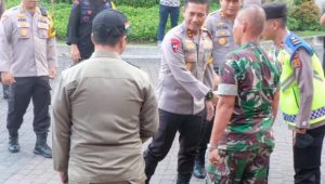 foto-irjen-pol-rusdi-hartobo Jelang Malam Misa Natal 2022, Kapolda Jambi Lakukan Pengecekan Pos Pengamanan dan Pelayanan