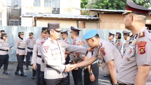 foto-kapolda-jambi-irjen-pol-rusdi-hartono 177 Personel Polda Jambi Naik Pangkat