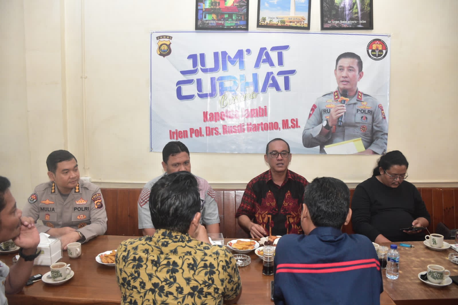 Program Jumat Curhat: Polda Jambi Beri Ruang Untuk Masyarakat Menyampaikan Aspirasi dan Kritikan 