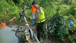 foto-peralatan-peti-dimusnahkan-polisi Polres Bungo Kembali Melakukan Penertiban PETi di Desa Tanjung Menanti