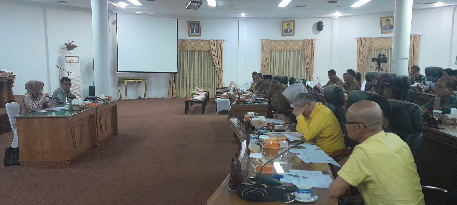 Ketua DPRD Batanghari,Anita Yasmin Pimpin Rapat Gabungan Lintas Komisi