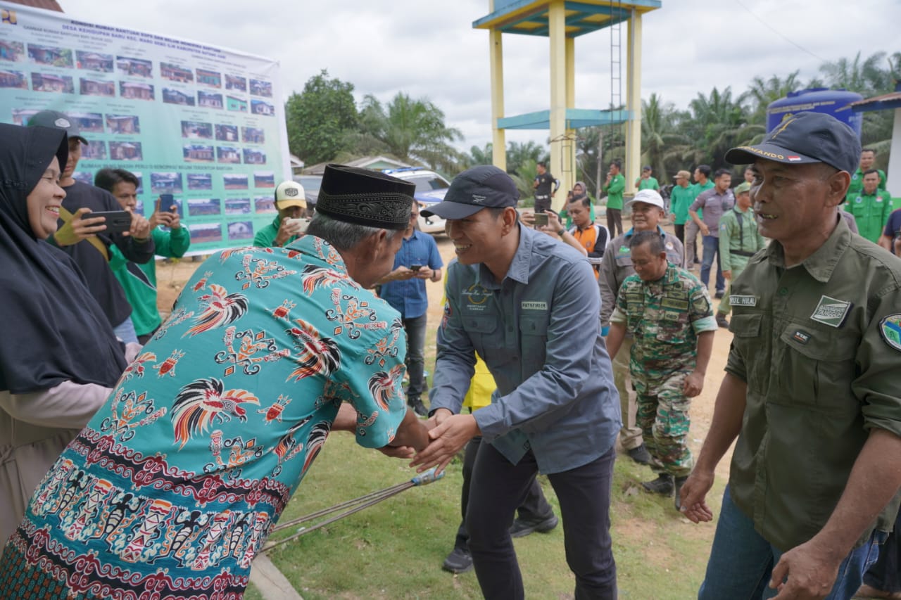 Bupati Batanghari M.Fadhil Arief Resmikan Rumah Program BSPS