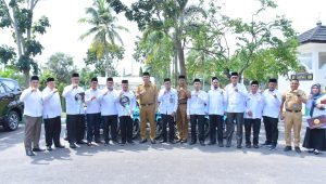 foto-bupati-batanghari-m-fadhil-arief foto bupati batanghari m fadhil arief