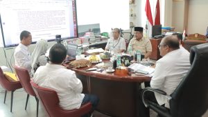 foto bupati tanjung jabung barat