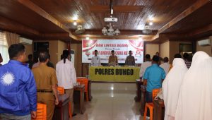 foto-polres-bungo-doa-bersama-lintas-agama Sambut HUT Bhayangkara Ke-77 Tahun 2023, Polres Bungo Gelar Do'a Bersama Lintas Agama