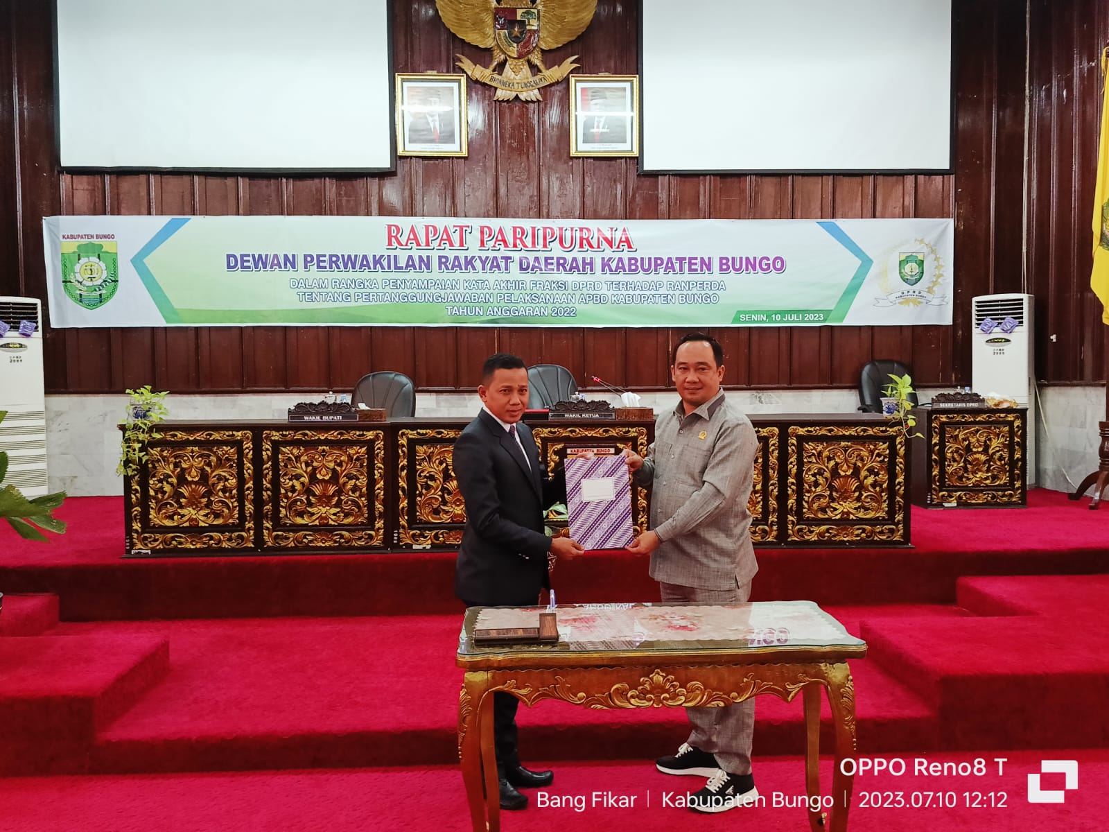 Wabup H.Safrudin Dwi Aprianto Menghadiri Rapat Paripurna DPRD Penyampaian Akhir Fraksi Terhadap Ranperda Pertanggungjawaban Pelaksanaan APBD TA 2022