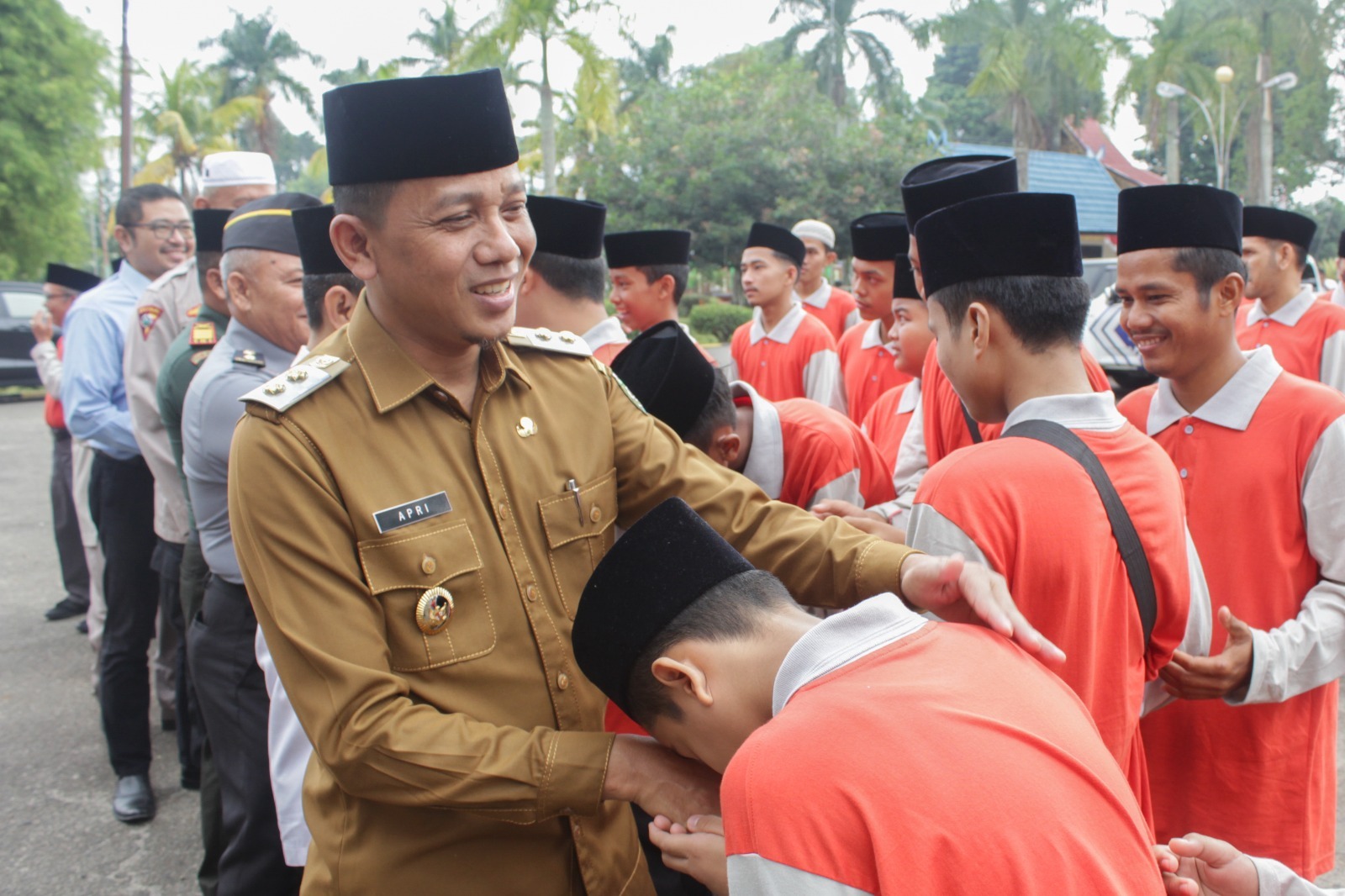 Wabup H.Safrudin Dwi Aprianto Melepas 40 Kafilah MTQ Kabupaten Bungo