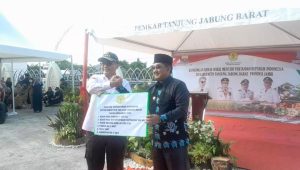 IMG-20230824-WA0026 Bupati Tanjab Barat Apresiasi Kehadiran Wamentan Republik Indonesia Ke Tanjab Barat