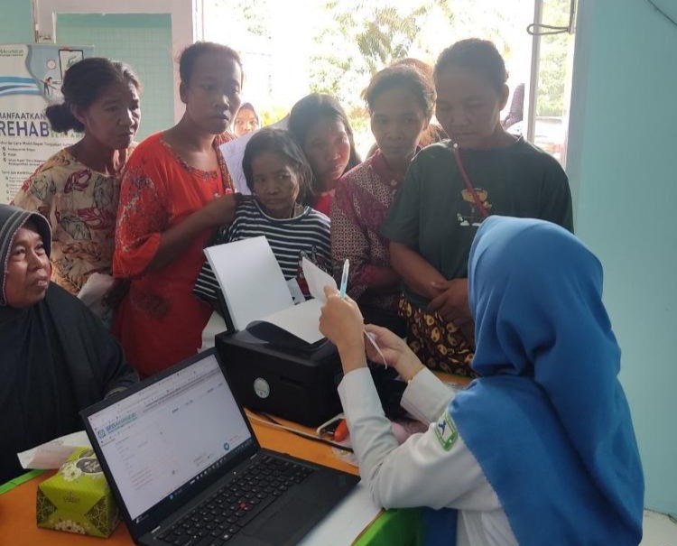 foto bpjs kesehatan mang dimas