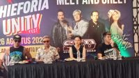 foto meet greet superman is dead