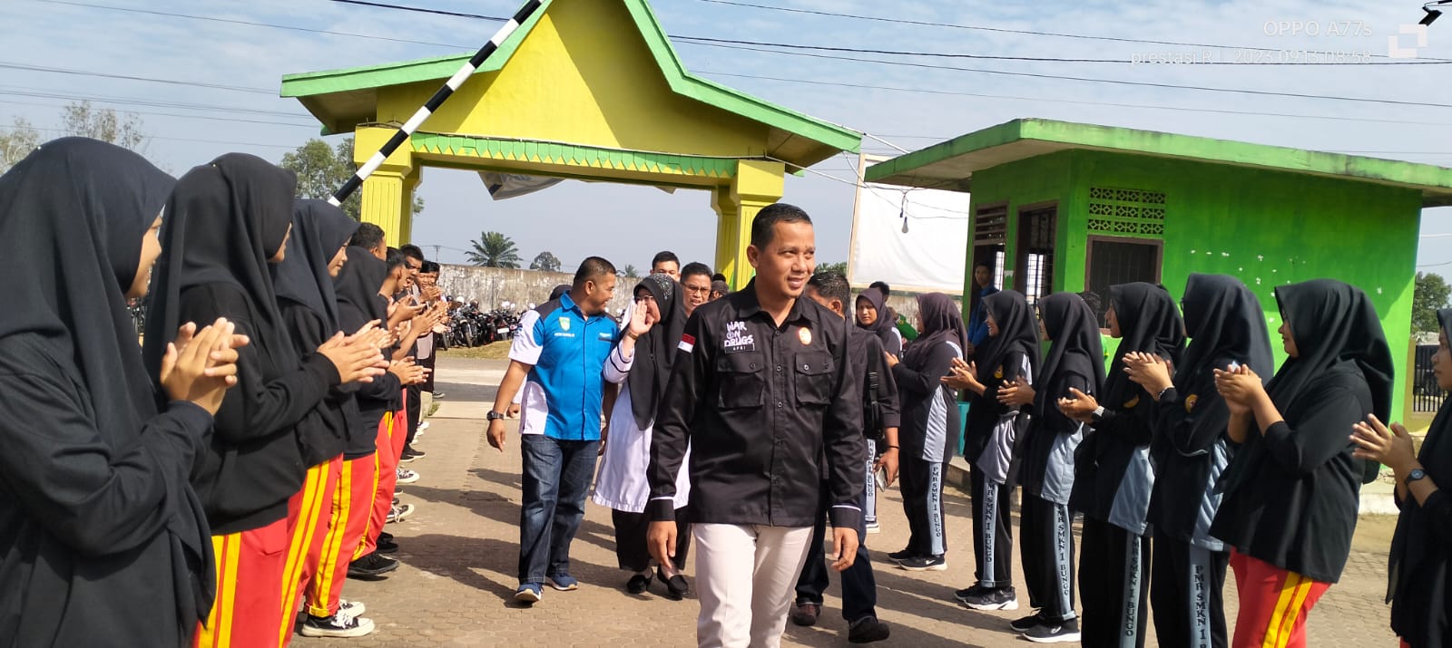 Wakil Bupati Bungo Pemateri di Seminar Peningkatan Literasi Digital Sektor Pendidikan 