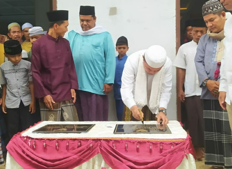 Pj Bupati Merangin Dampingi Gubernur Resmikan Masjid Nurul Huda Serta Hall Bulutangkis Pasirah Hambali Marga Tiang Pumpung