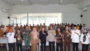 foto-kapolres-bungo-rakor-logistik-pemilu-2024 Hadiri Rakor Logistik Kesiapan Pemilu 2024, Kapolres Bungo Tegaskan Kesiapan Pengamanan