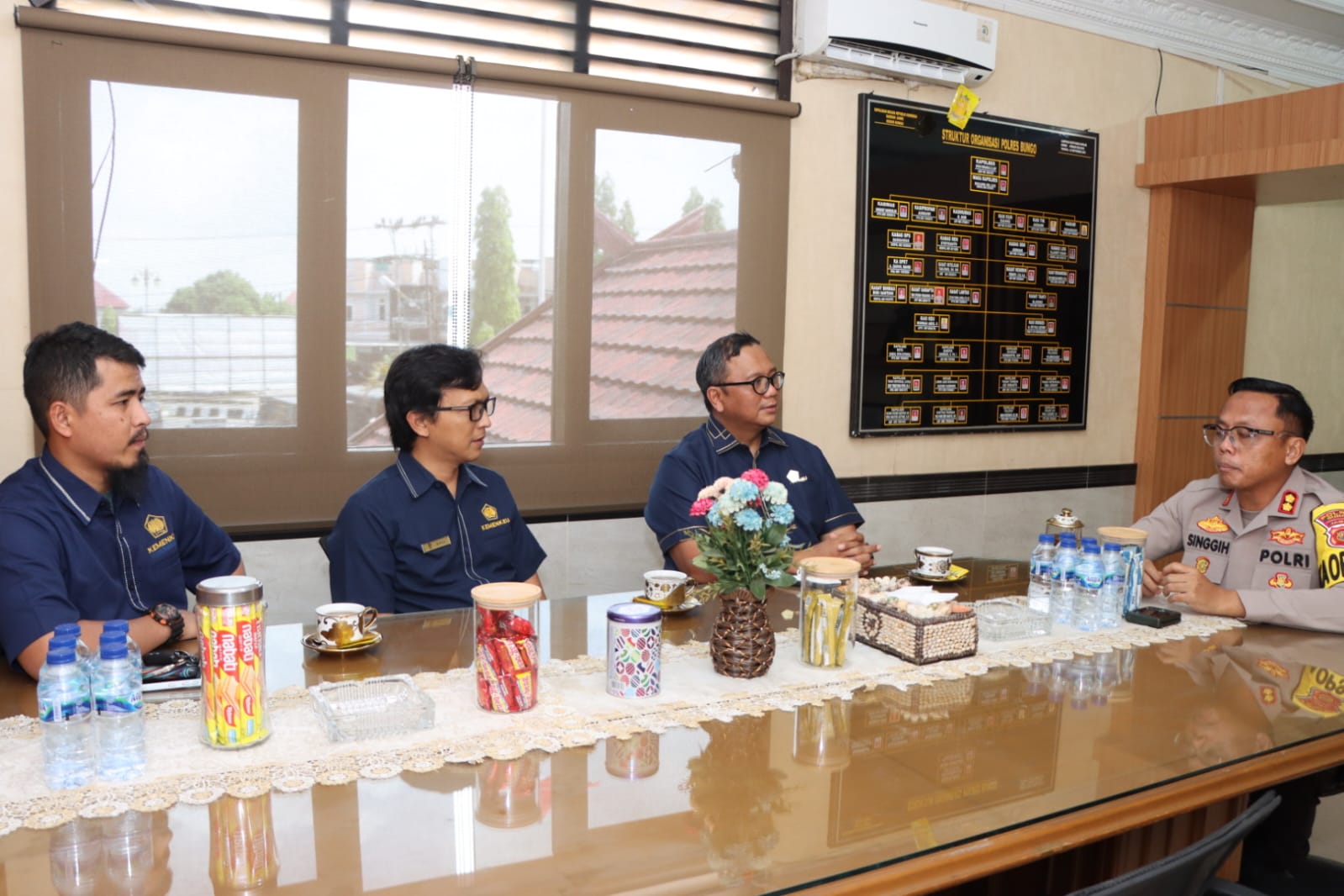 foto kapolres bungo terima kunjungan kepala kantor pajak