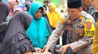 foto-kapolsek-akp-moh-hasyim-asyari Kapolsek AKP Moh Hasyim Asy'ari Berikan Bantuan Sosial Kepada Warga Terdampak Banjir