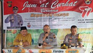 foto-polres-bungo-jumat-curhat Program Jumat Curhat:Kapolres Bungo Terima Curhat Warga Kelurahan Cadika Kecamatan Rimbo Tengah