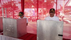 IMG-20240202-WA0016 Ketua DPRD Tanjab Barat Hadiri Kegiatan Simulasi Pemungutan Suara dan Perhitungan Suara Pemilu 2024.
