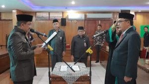 IMG_20240215_221307 Bupati H.Anwar Sadat Resmi Melantik H. Dahlan, S.Sos,MM, Sebagai Pj. Sekda Tanjab Barat