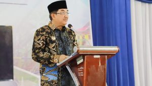 foto-bupati-tanjabbar-anwarsadat Tiga Tahun Kepemimpinan Bupati Tanjung Jabung Barat H. Anwar Sadat dan Wakil Bupati H.Hairan : Membangun Bersama Menuju Masa Depan yang Lebih Baik