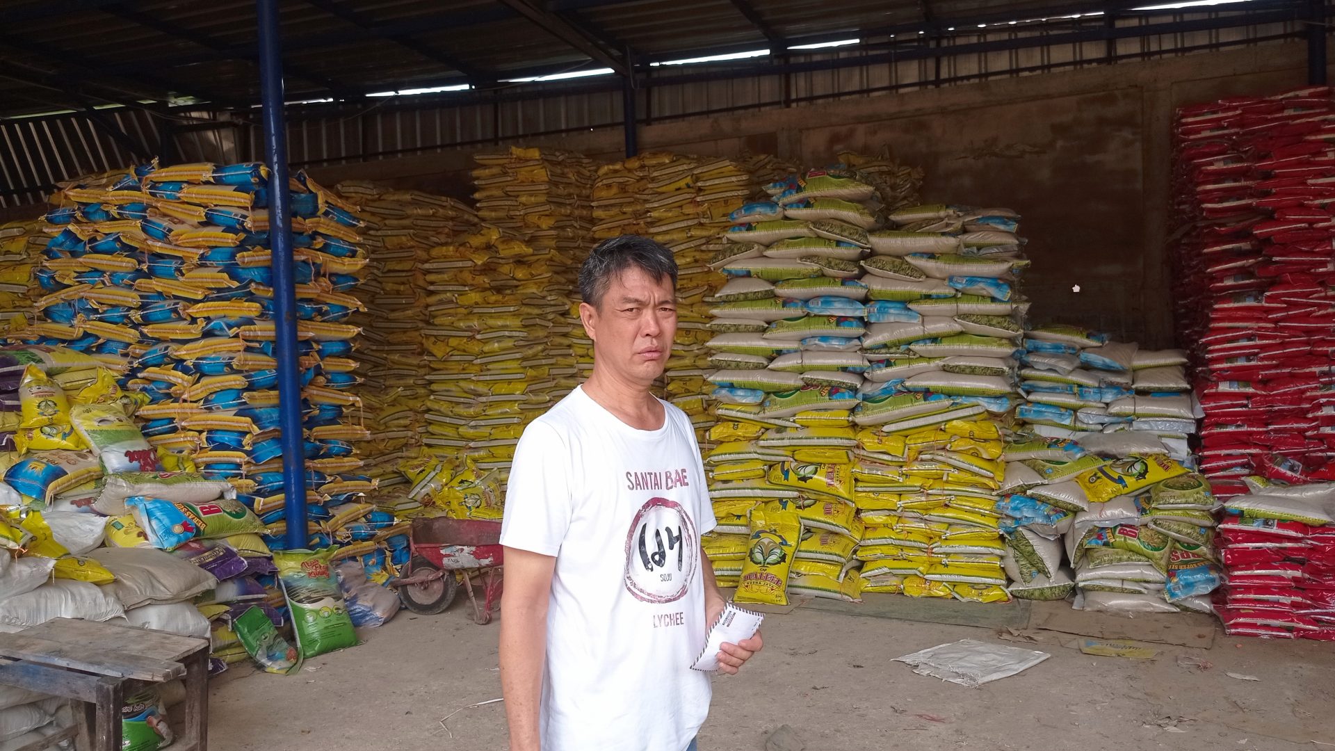 foto pedagang beras edi tengek