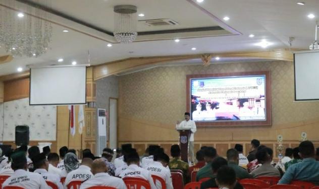 Bupati H.Anwar Sadat Hadiri Pelantikan PAW DPC APDESI Tanjab Barat 2023-2025