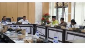 IMG_20240320_210211 Bahas Retribusi Sampah, Komisi II DPRD Kota Jambi Gelar Rapat dengan Dinas Terkait