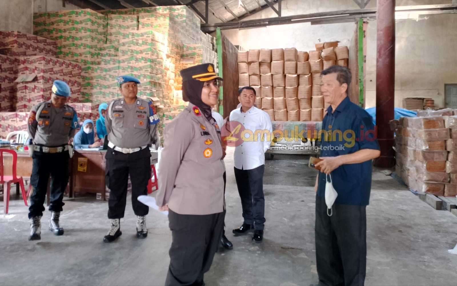 Waka Polres Bungo Kompol Roslinda Sidak Harga dan Ketersediaan Sembako Jelang Ramadhan dan Idul Fitri 1445 Hijriah