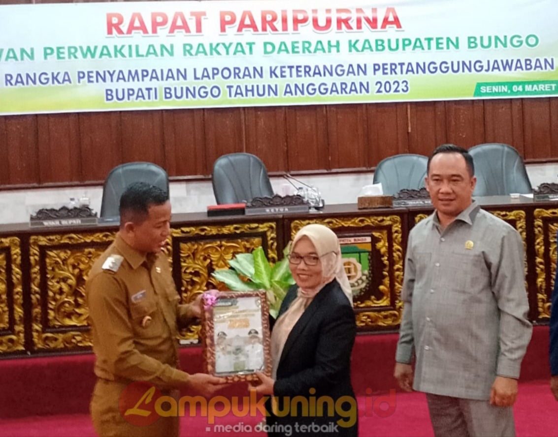 Wakil Bupati Bungo Menghadiri Rapat Paripurna Penyampaian LKPJ Bupati TA 2023