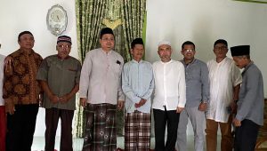 IMG-20240407-WA0012 Sowan ke Ulama Kuamang Kuning, Dedi Putra di Do'akan Jadi Bupati Bungo