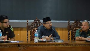 Bupati Kembali Pimpin Rapat Konflik Sosial Antara 8 Kelompok Tani 7 Desa Bersama dengan Perusahaan PT. PN Regional 4 Bukit Kausar