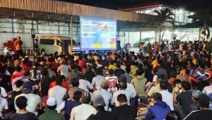 IMG_20240430_130127 Bupati Anwar Sadat Nobar Semi Final Piala Asia U-23 Timnas Indonesia VS Uzbekistan di Halaman Rumah Dinas