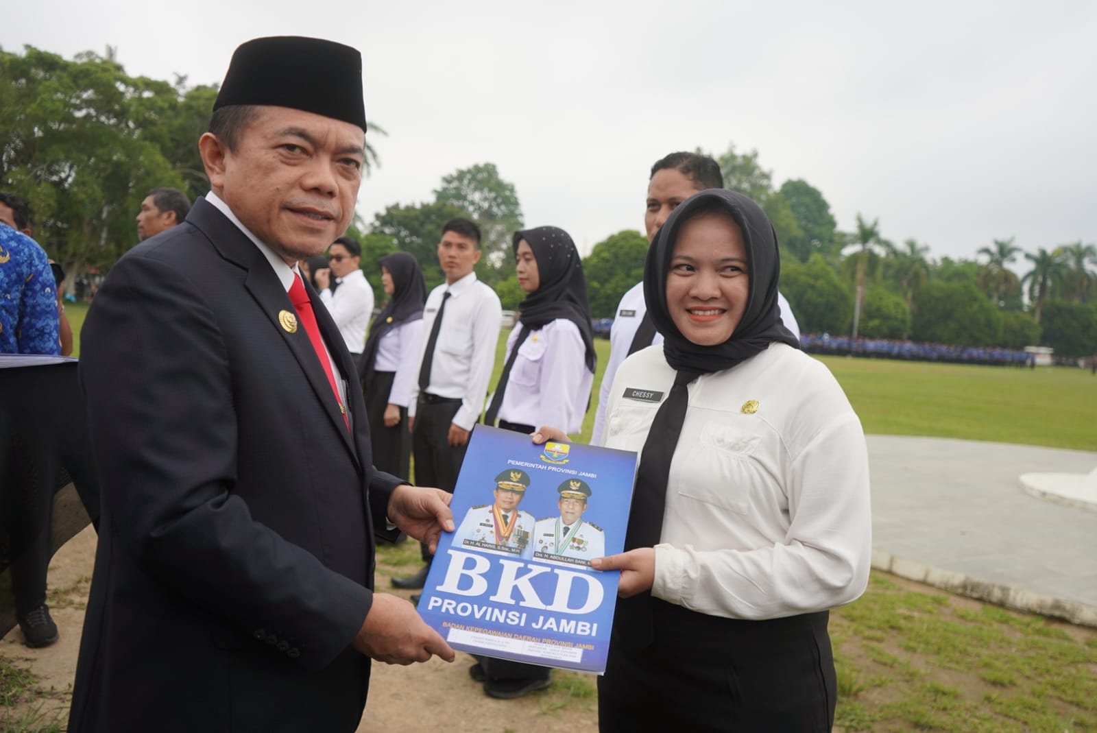 Serahkan SK 1.860 PPPK Pemprov Jambi Formasi 2023, Gubernur Al Haris: Setelah Terima SK Bersemangat dan Tunjukkan Kinerja dengan Baik