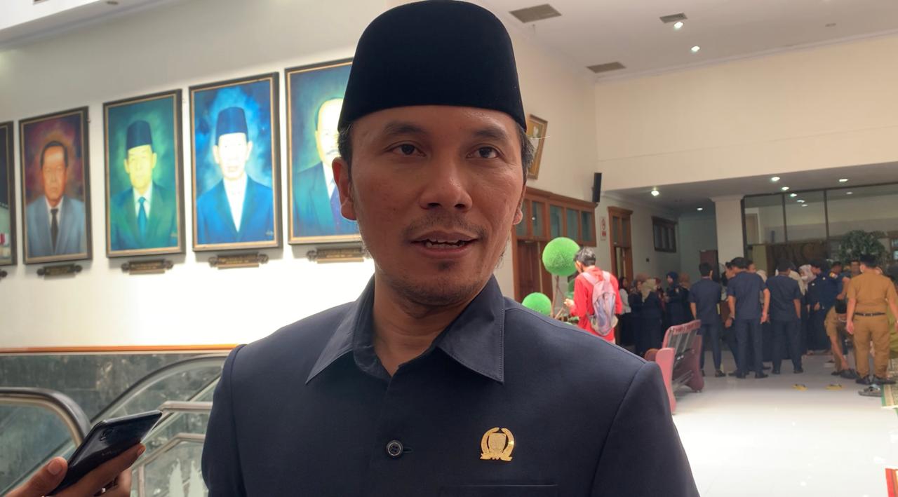 Ketua DPRD Jambi Soroti Kejadian Kapal Tongkang Muatan Batubara Tabrak Jembatan Aurduri 1.
