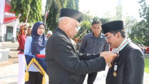 IMG-20240612-WA0007 Membangun Aparatur Berintegritas, Bupati Tanjab Barat Raih Bintang Astha Brata