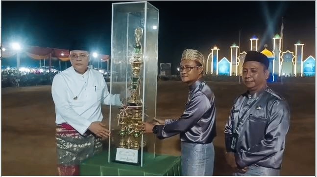 Pj Bupati Tebo Varial Adhi Putra Dampingi Wagub Jambi Abdullah Sani Membuka Secara Resmi MTQ Tingkat Kabupaten Tebo Ke-XX Tahun 2024