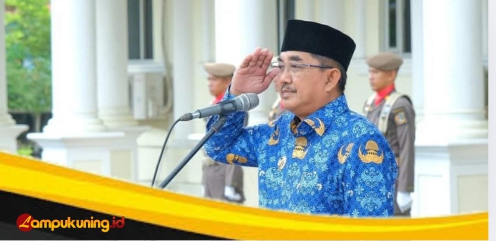 Bupati Tanjung Jabung Barat, Anwar Sadat, Pimpin Upacara HUT Ke-53 KORPRI dan Hari Guru Nasional 2024