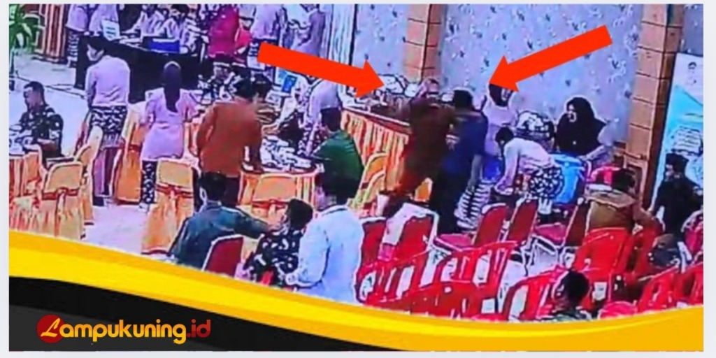 Terekam CCTV, Seorang Oknum Kadis Di Tanjabbar Diduga Lakukan Intimidasi Terhadap Awak Media