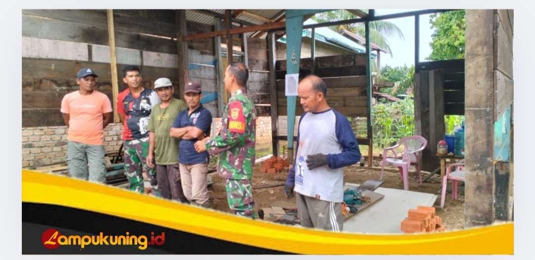 Sebelum Mengerjakan RTLH Milik Hendri Yuli Rianto, Satgas TMMD Ke-123 Kodim 0416/Bute Lakukan Briefing Terlebih Dahulu