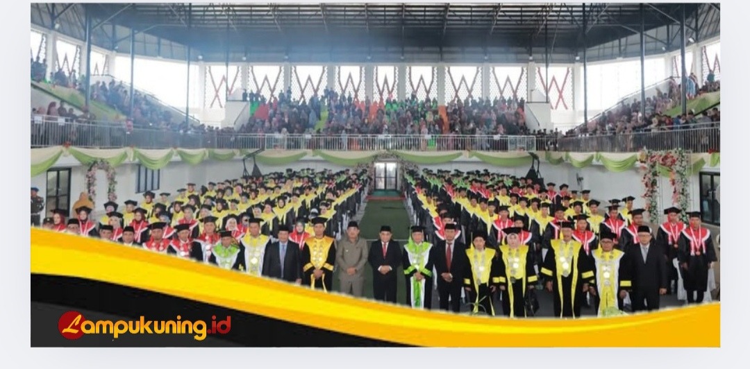 Bupati Tanjab Barat Hadiri Wisuda Angkatan XX Institut Agama Islam (IAI) An Nadwah Kuala Tungkal