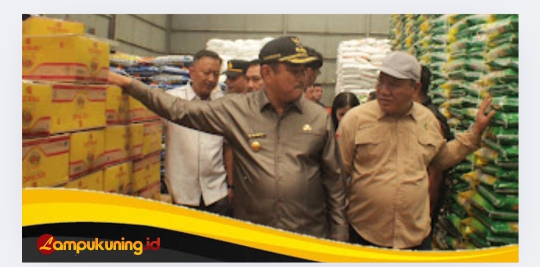 Jelang Bulan Suci Ramadhan 1446 H, Bupati H. Mashuri Pantau Ketersediaan Sembako