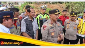 IMG_20250307_004530 Kapolres Bungo Dampingi Wakapolda Jambi Brigjen Pol Edi Mardianto Pantau Kondisi Jalan Lintas Sumatera Yang Terputus