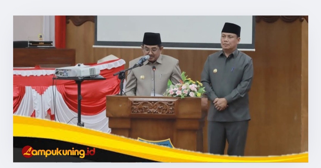Bupati Tanjab Barat Sampaikan Visi Pembangunan 2025–2030 di Rapat Paripurna DPRD