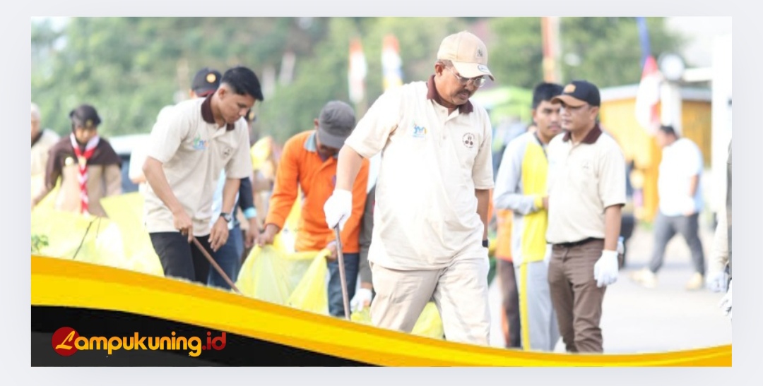 Wujudkan Lingkungan Bersih, Bupati Bersama Unsur Instansi Terkait Gelar Gotong Royong.
