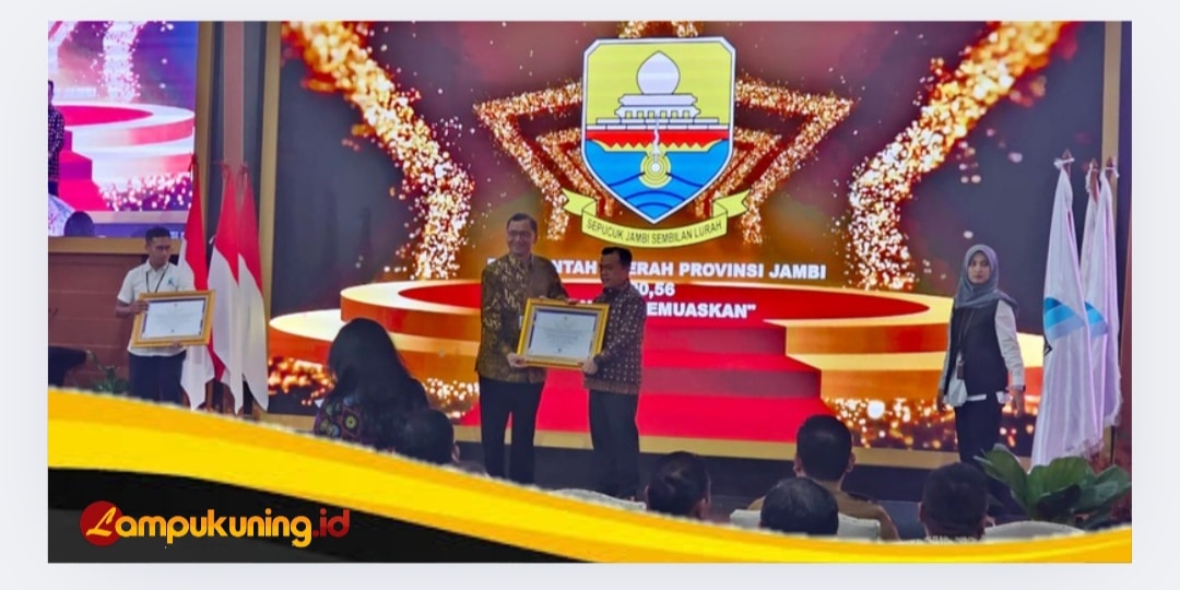 Gubernur Al Haris Raih Penghargaan Akreditasi Kearsipan Tingkat Nasional, Dengan Kategori “Sangat Memuaskan”