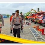 IMG_20251118_173228 Wakil Bupati Bungo Tri Wahyu Hidayat Pimpin Upacara Apel Bencana Hidrometeorologi