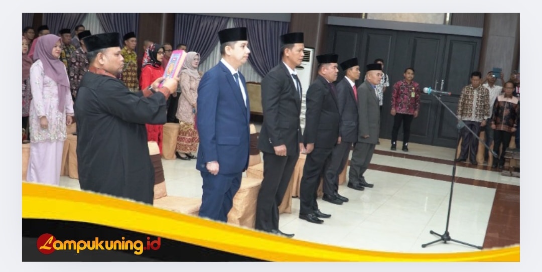 Wakil Bupati Tebo Melantik Lima Pejabat Eselon II, Richi Saputra, S.STP, Duduki Jabatan Baru Sebagai Kasat Pol PP