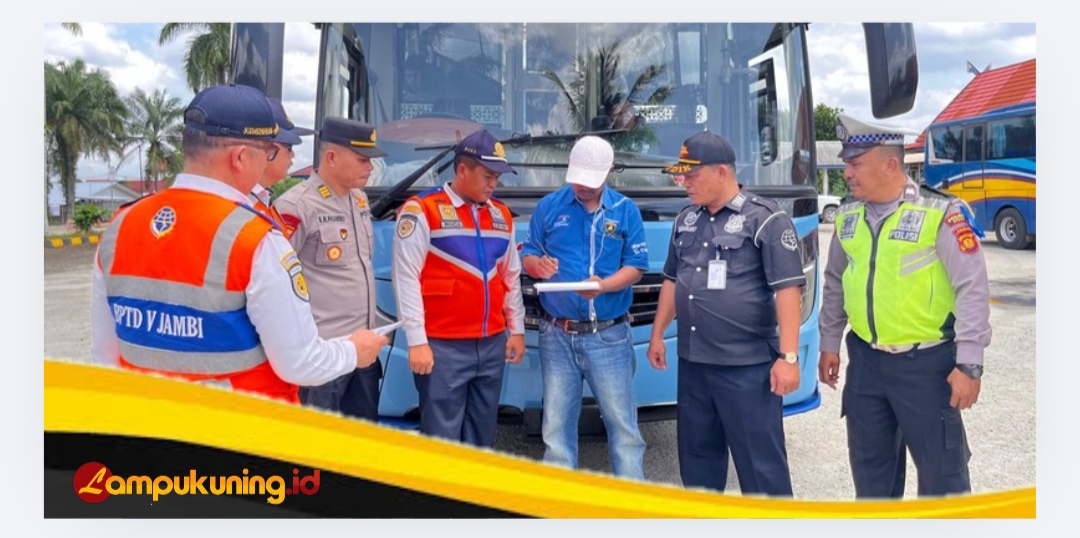 Jelang Arus Mudik  Lebaran Polres Bungo Turun Ke Terminal Bus Tipe A Memastikan Keselamatan Angkutan AKAP