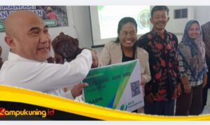 IMG_20260207_112102 Bupati Bungo H.Dedy Putra Menyerahkan Kartu BPJS Ketenagakerjaan dan Alsintan