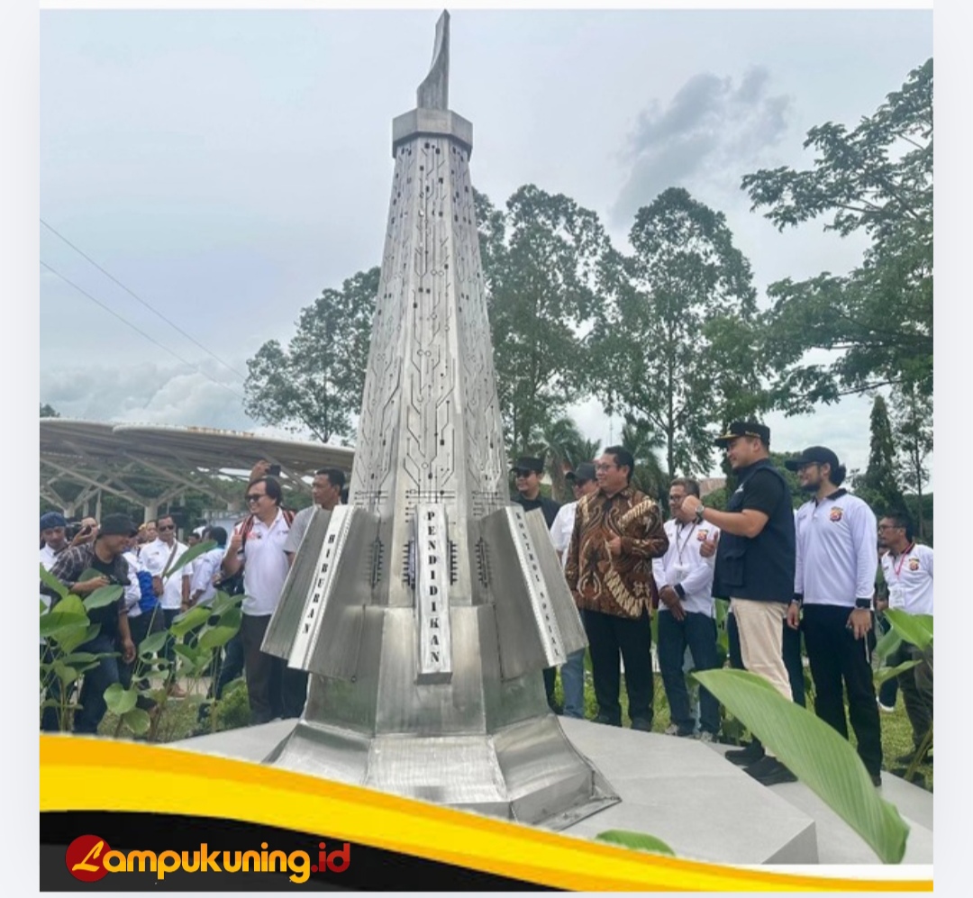 Ketua SMSI Jambi Mukhtadi Putranusa Menghadiri Peresmian Monumen SMSI,Tugu Media Siber Pertama di Indonesia